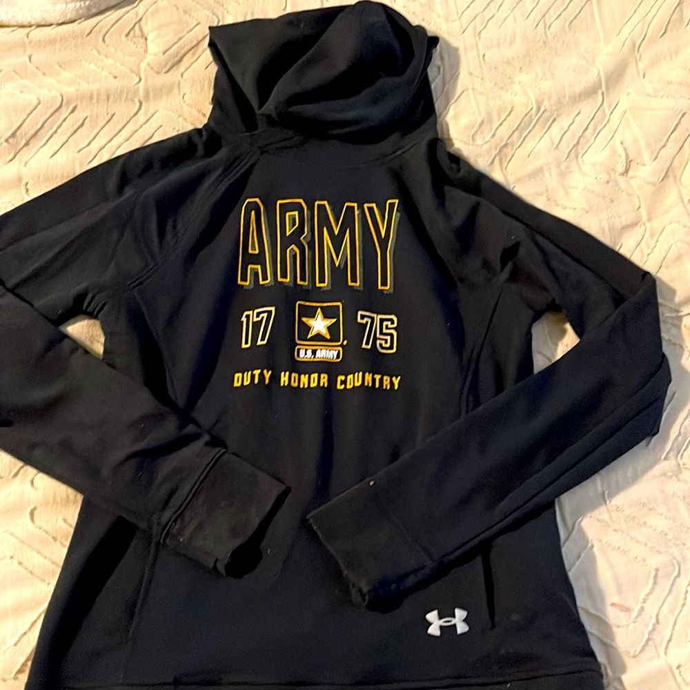 Army hoodie under armour